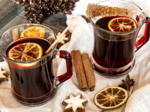 Mulled Wine – Thức Uống Lãng Mạn Nhất Cho Mùa Giáng Sinh