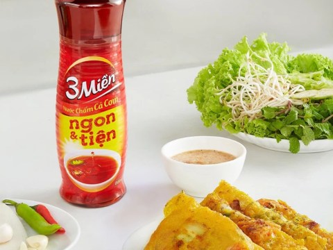 Câu Chuyện Quê Hương Qua Món Bánh Xèo Của Chef Tuyết Phạm