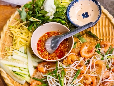 Đủ Món đặc Sản Nhất định Phải Thử ở Quy Nhơn