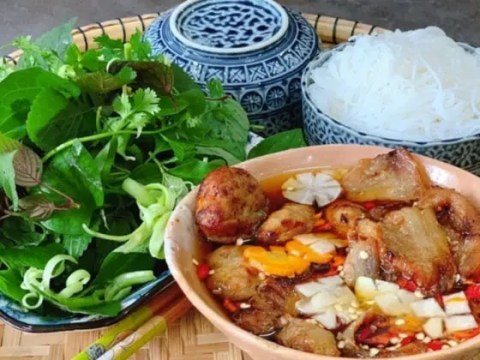 Bí Quyết Làm Bún Chả Hà Nội Chuẩn Vị Hà Thành