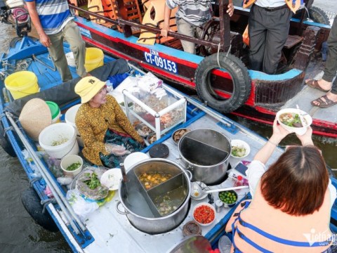 ‘bún Lắc’ độc Lạ ở Cần Thơ, Khách Run Tay Bưng Bát Thấy Thú Vị